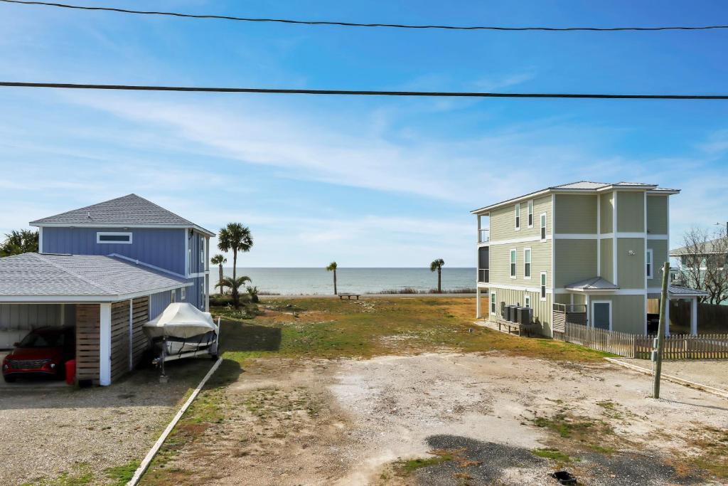 Sea Shell by Pristine Properties Vacation Rentals, Mexico Beach