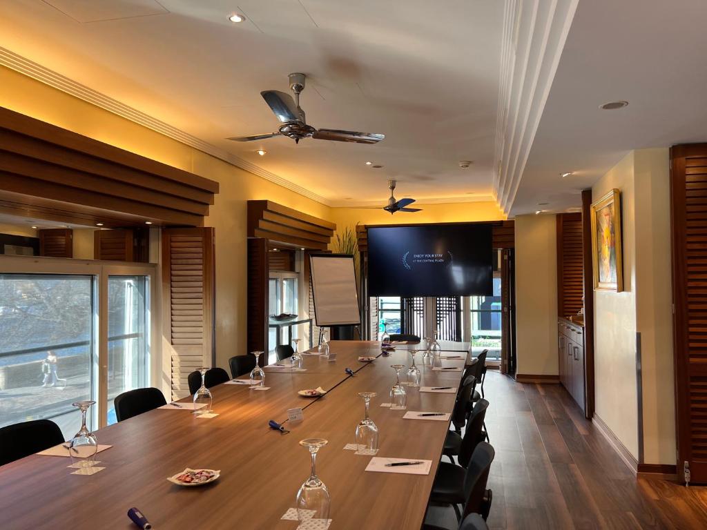 Central Plaza - Resim 24