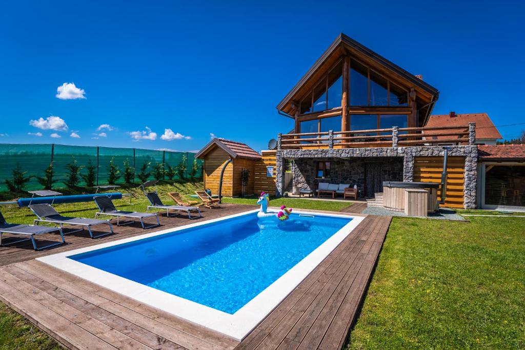 Log home Mountain Mama