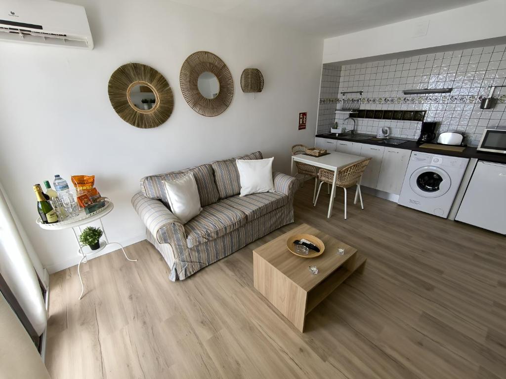 Apartamentos La Florida - 1