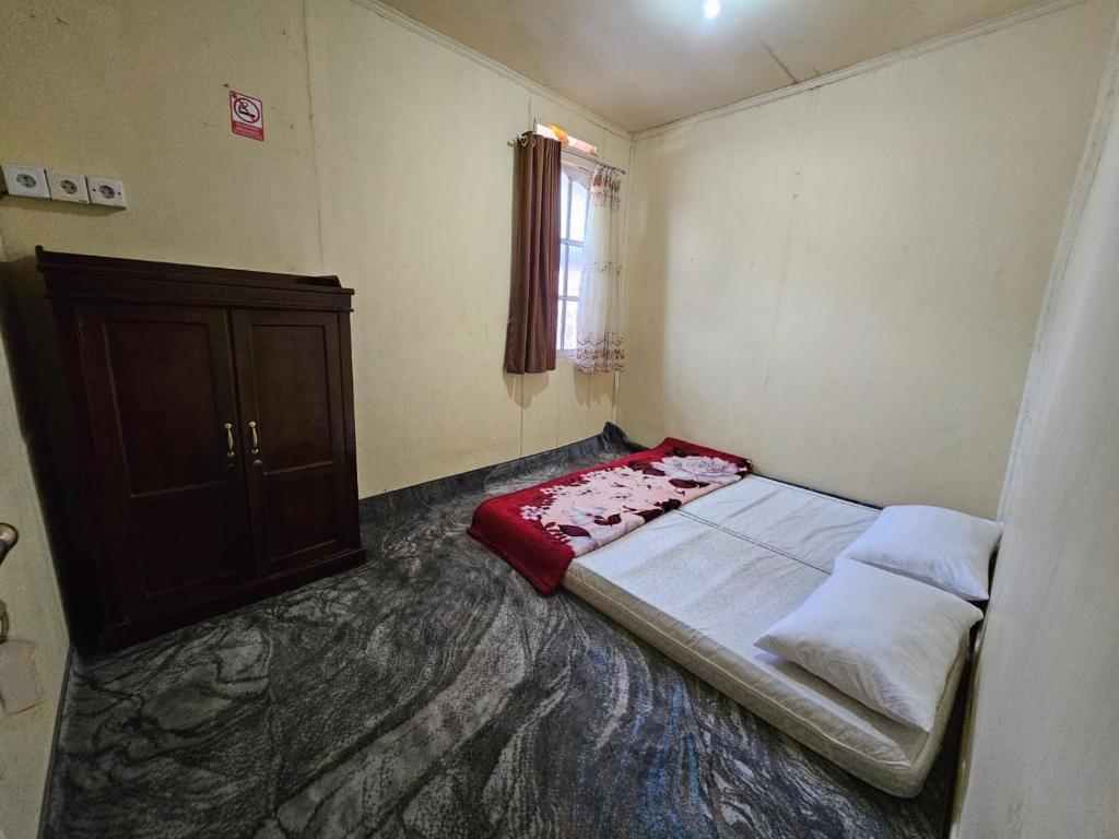 Homestay dan Cafe BungaSonsang - Budget Double Room