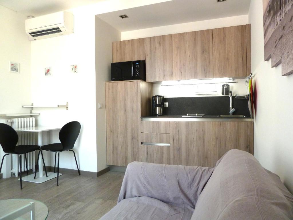 Gallery image of New 1 bedroom apt place Garibaldi in Nice