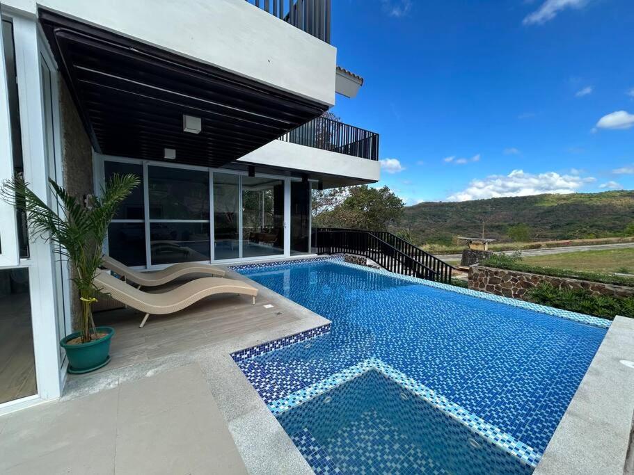 Vista De Montana Private House, Nasugbu (updated prices 2024)