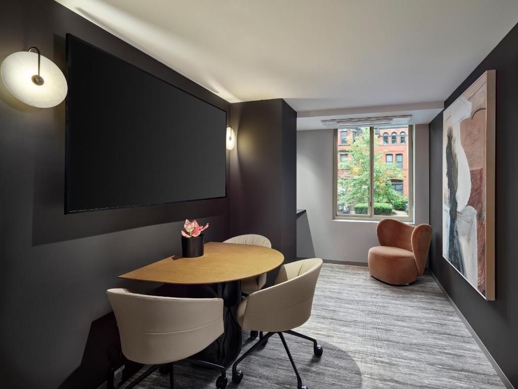Posezení v ubytování Hotel AKA Washington Circle