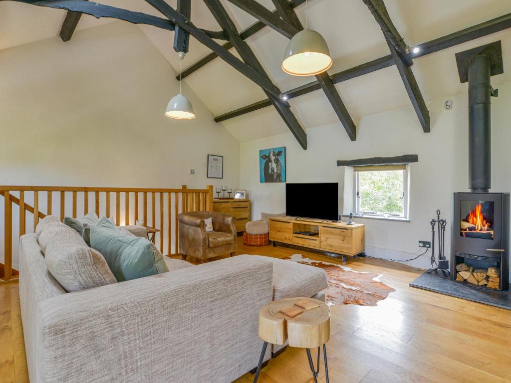 TV a/nebo společenská místnost v ubytování Pond Cottage