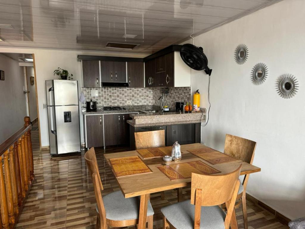 Virtuvė arba virtuvėlė apgyvendinimo įstaigoje Alojamiento Villasofia
