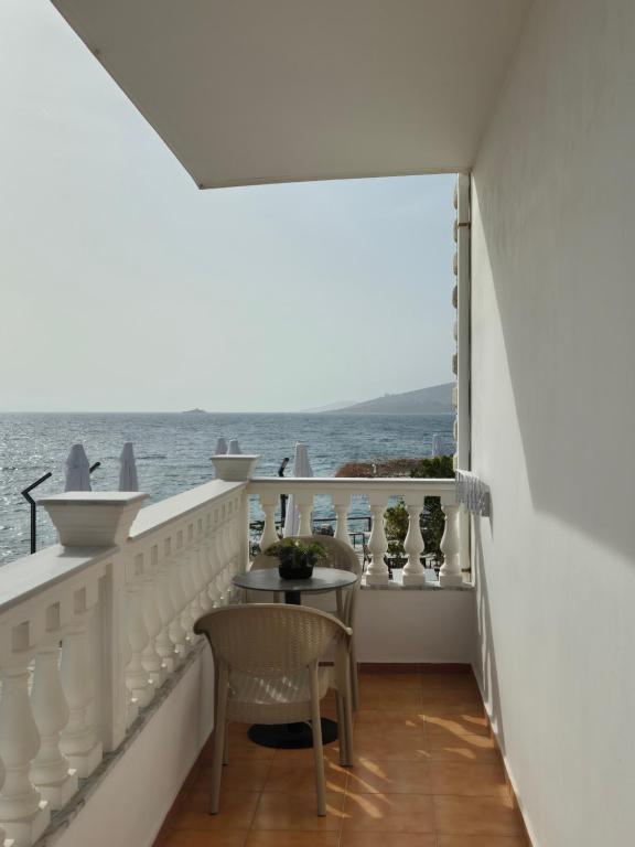 ORCHIDS Hotel - Triple Salle Standard Avec Vue Sur La Mer