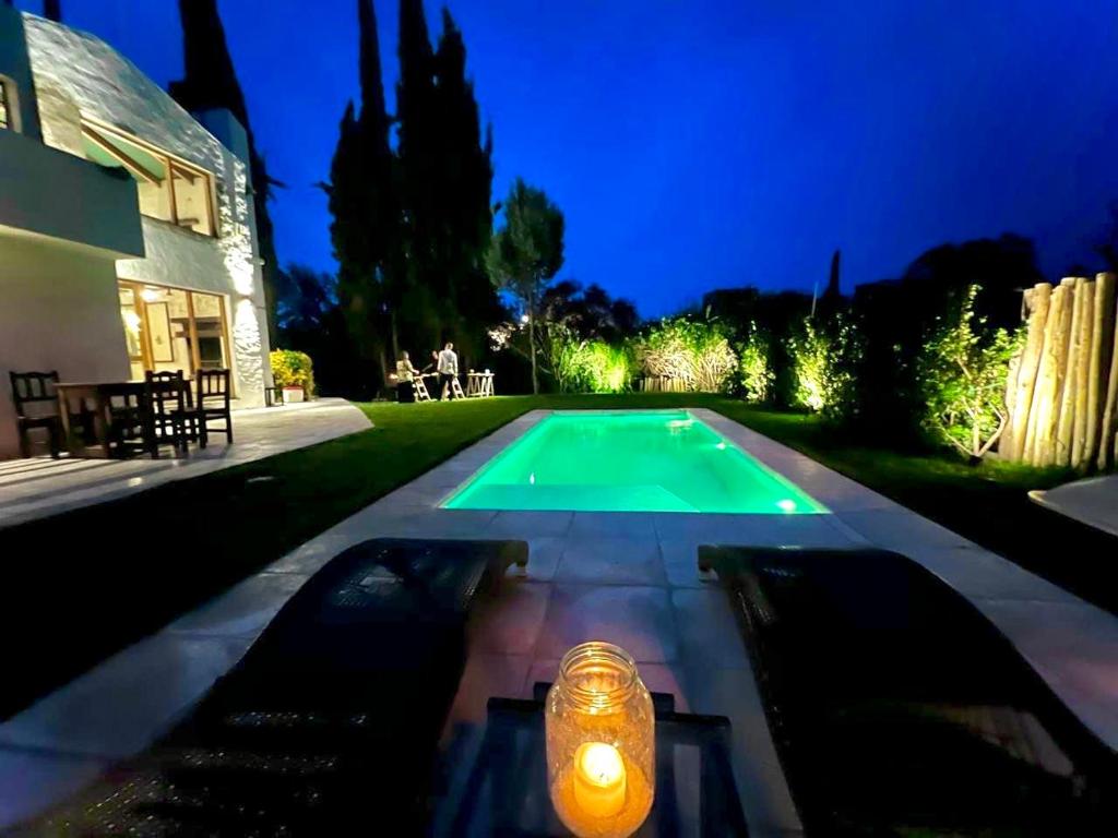 Der Swimmingpool an oder in der Nähe von Hospedaje Patagonia