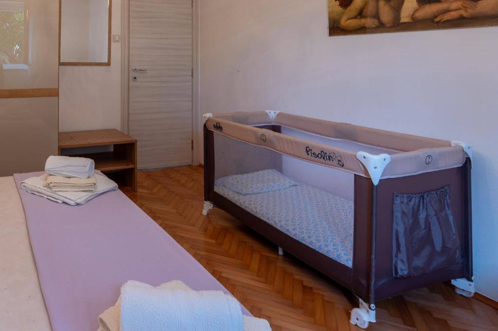 Apartments Mirella - 10