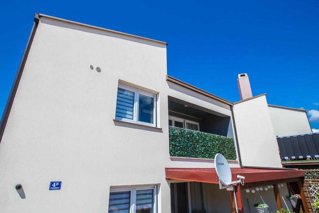 Budova, kde se apartmán nachází