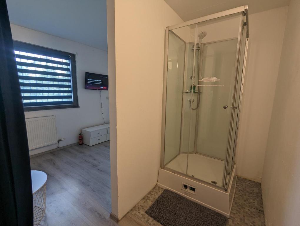 Kúpeľňa v ubytovaní Lovely studio with free parking on premisis