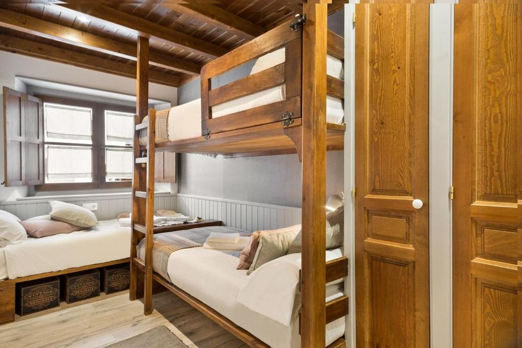 Postel nebo postele na pokoji v ubytování Luderna - Apartamento Val de Ruda B2 Pradets