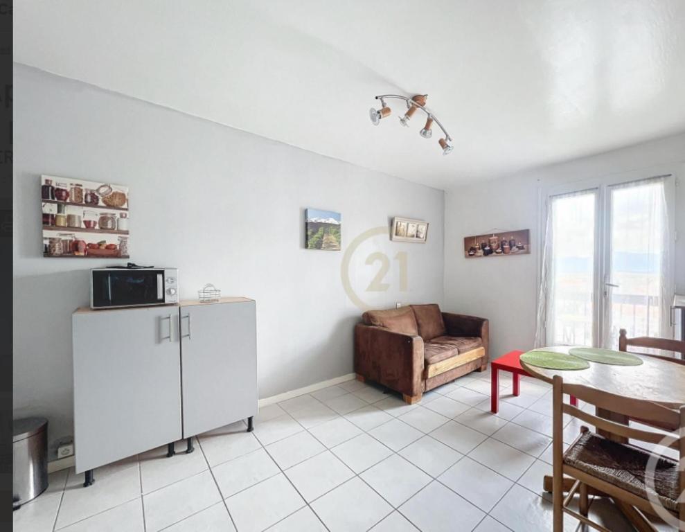 T2 30m2 au calme, Vue montagnes, aperçu mer