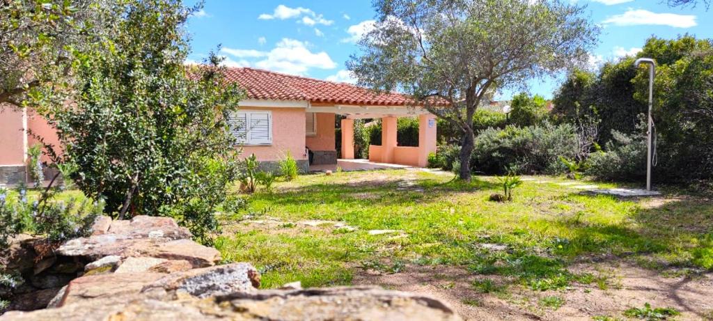 Beach House a Tanaunella - Appartamenti Fronte Mare