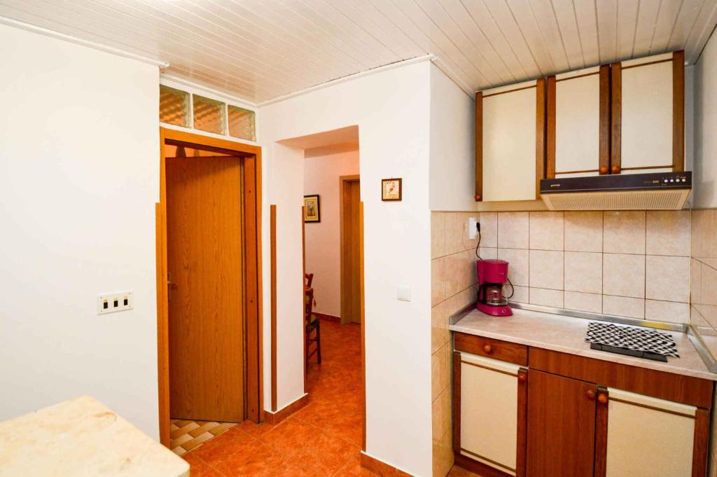 Zdjęcie z galerii obiektu Apartment in Pula/Istrien 17471 w mieście Veruda