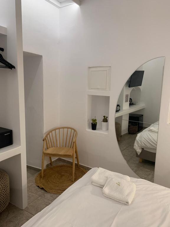 Postel nebo postele na pokoji v ubytování ALIRENE MYKONOS