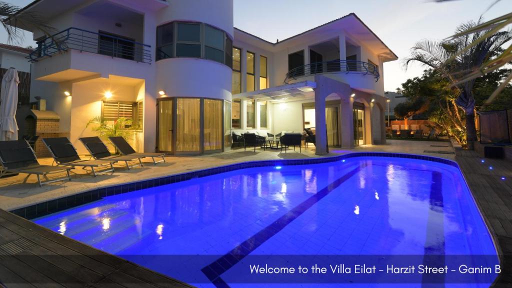Villa Harzit Eilat 24 people tesisinde veya buraya yakın yüzme havuzu