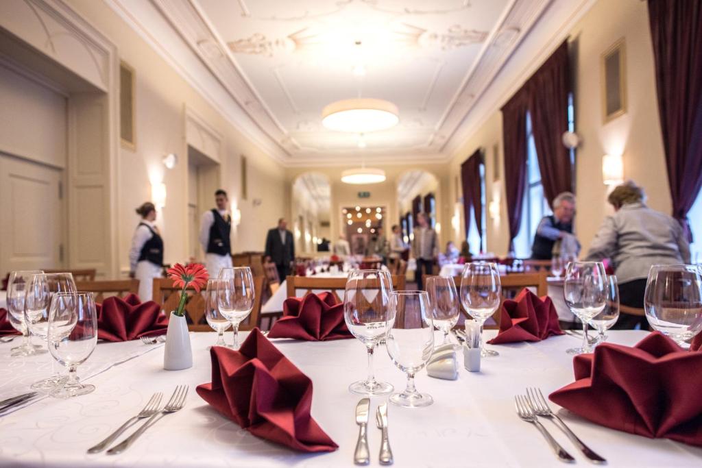 Grandhotel Ambassador Národní Dum - Resim 24