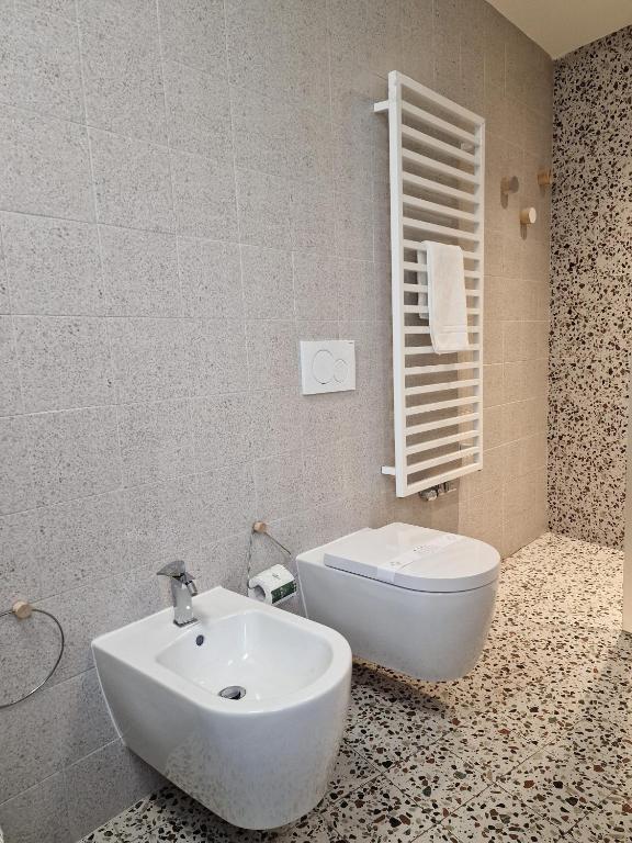 Cozy flat mins walk to Navigli and metro Porta Genova - 9