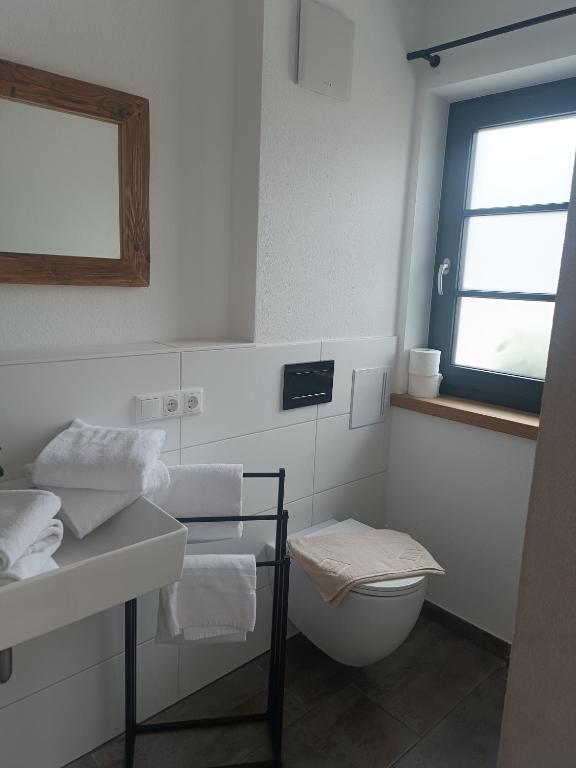 Bio Kinder Erlebnis Bauernhof Voit - Junior Suite With Garden View