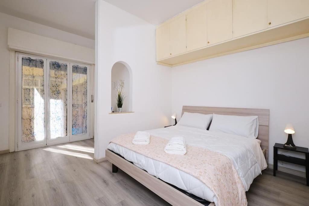 Tuscolana Blu Apartment - Grazioso Monolocale