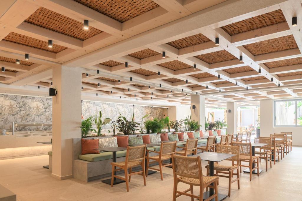 Restaurace v ubytování Sergios Hotel