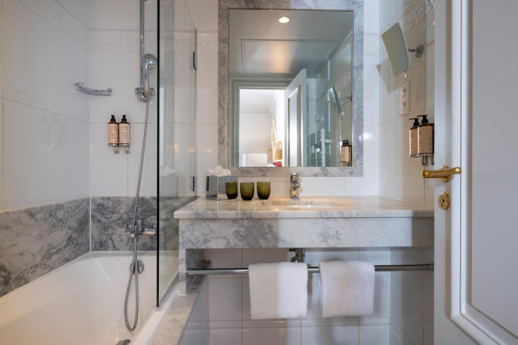 Hôtel Le Lavoisier & Spa - Resim 32