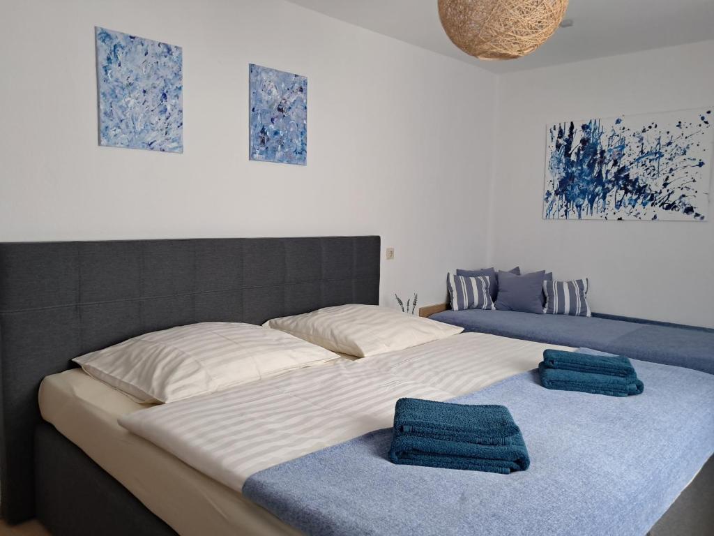 Postel nebo postele na pokoji v ubytování Ferienwohnung Basting-Fillmann