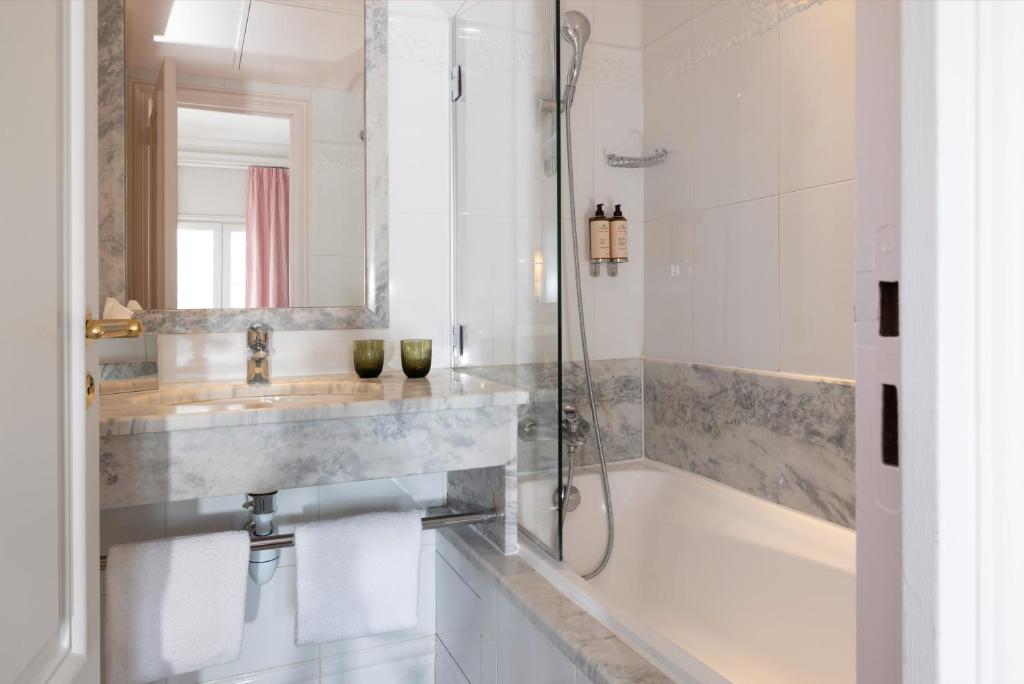 Hôtel Le Lavoisier & Spa - Resim 19