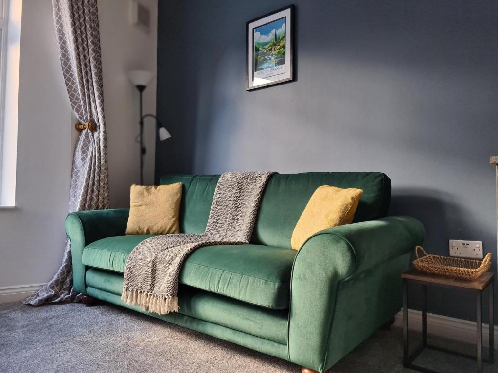 Modern River View Mytholmroyd Apartment, Mytholmroyd (updated prices 2024)