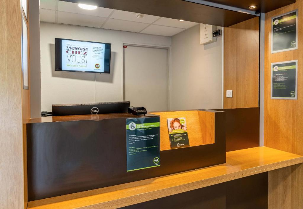 B&B HOTEL Aix-en-Provence Le Tholonet - Resim 9