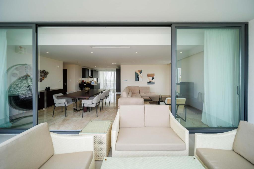 Downtown Park - Penthouse Apartment