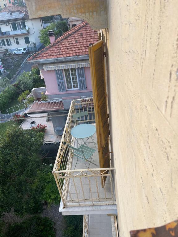 Casa Righetti Liguria, Three indipendent apartments in a 1924 family home with garden, stay together, live separately - Tek Yatak Odalı Daire - Balkonlu