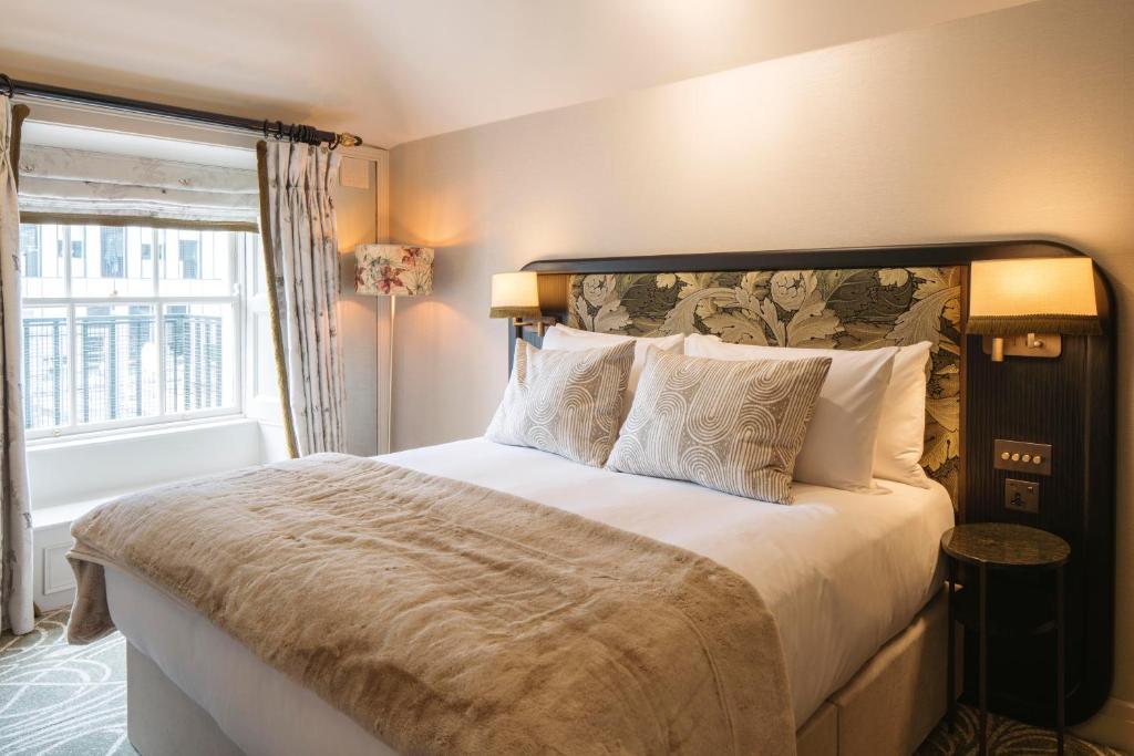 Townhouse on the Green - Resim 13