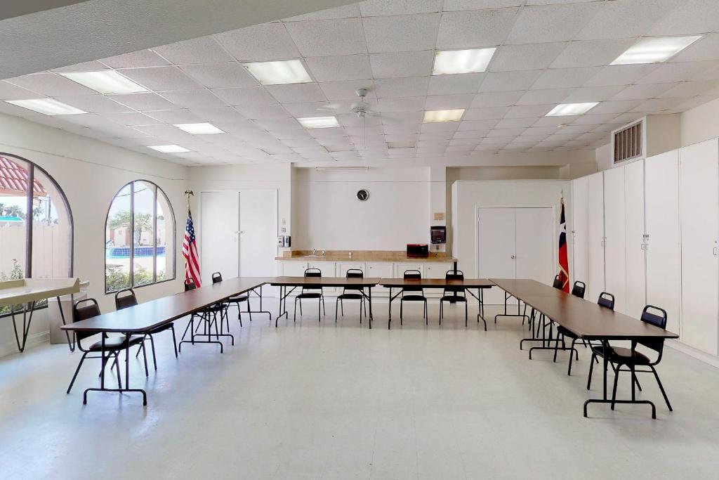 Konferenční prostory v ubytování Long Island Village Unit 831