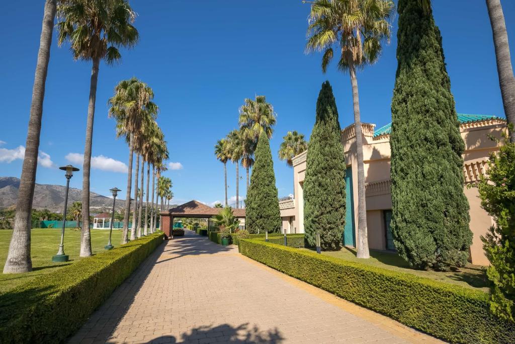 Сад в Occidental Torremolinos Playa