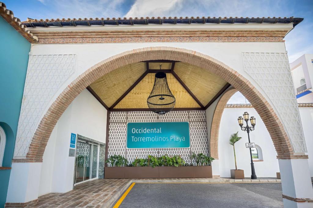 Фасад или вход в Occidental Torremolinos Playa