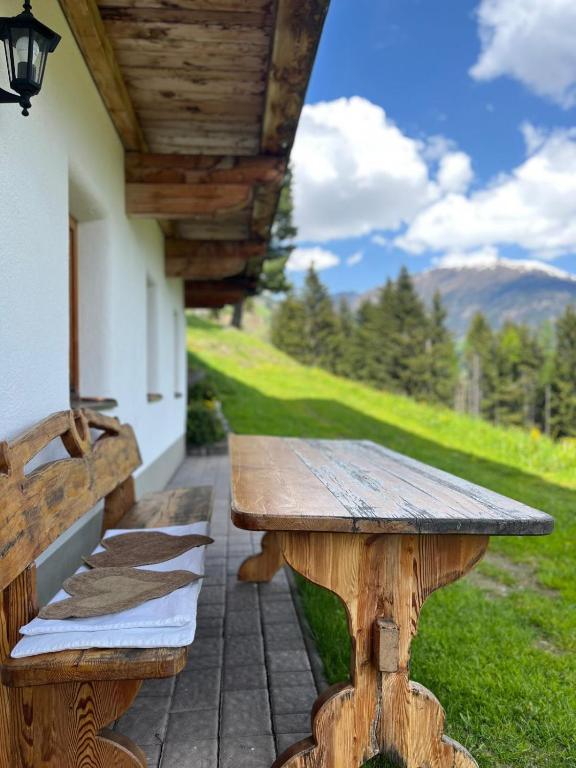 Nespecifikovaný výhled na hory nebo výhled na hory při pohledu z apartmánu