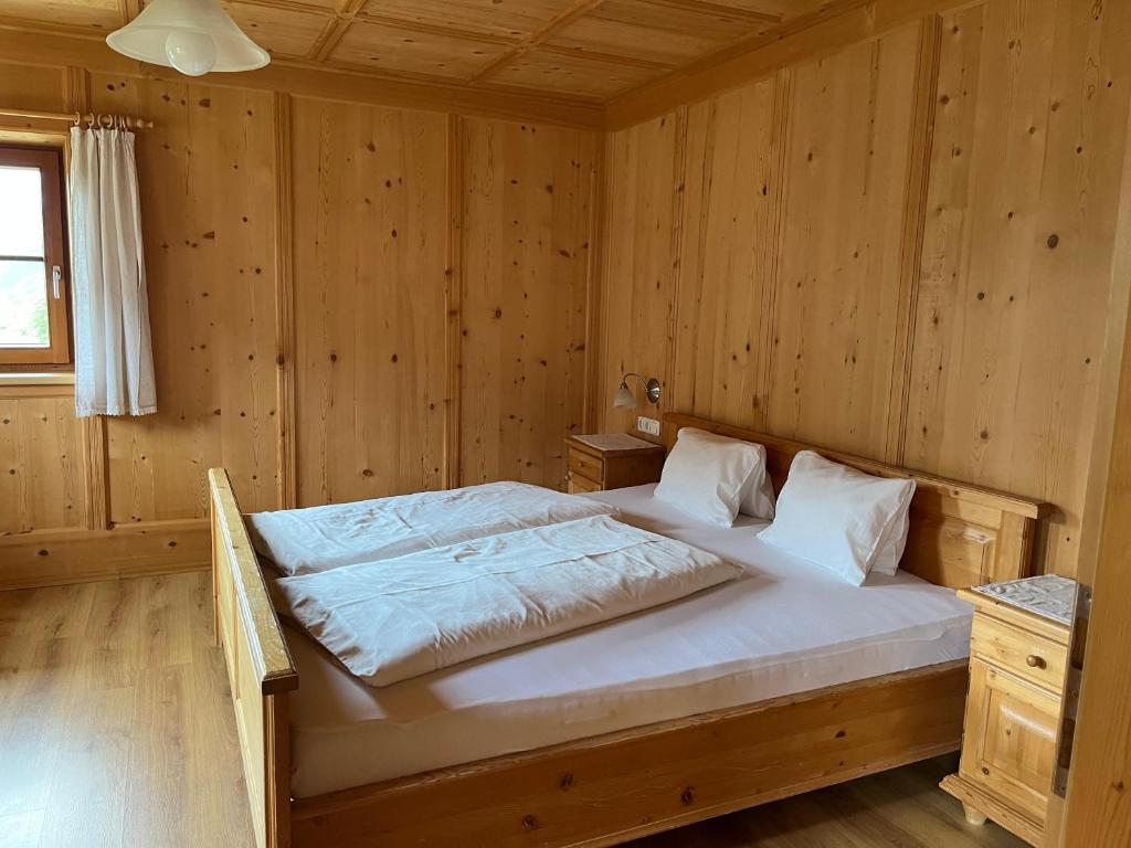 Postel nebo postele na pokoji v ubytování Rasterhof