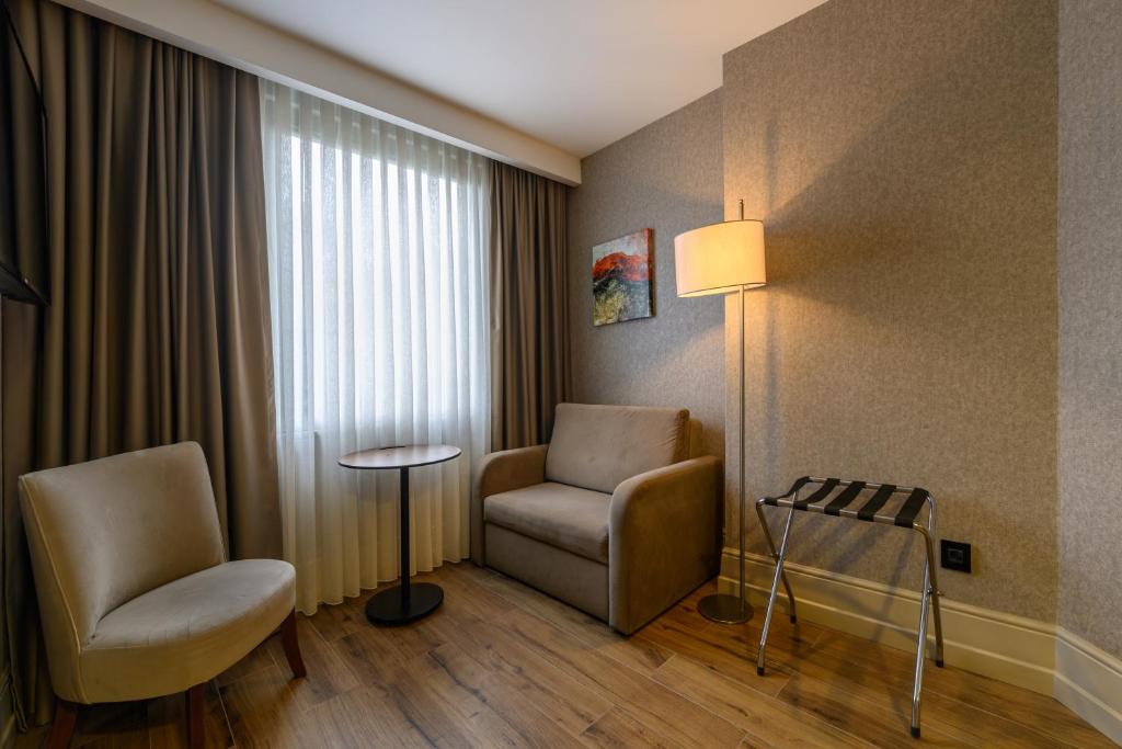 Ramada Istanbul Grand Bazaar - Deluxe Double Room