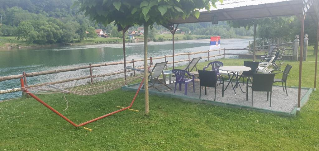 Loodusmaastik kämpingu lähedal