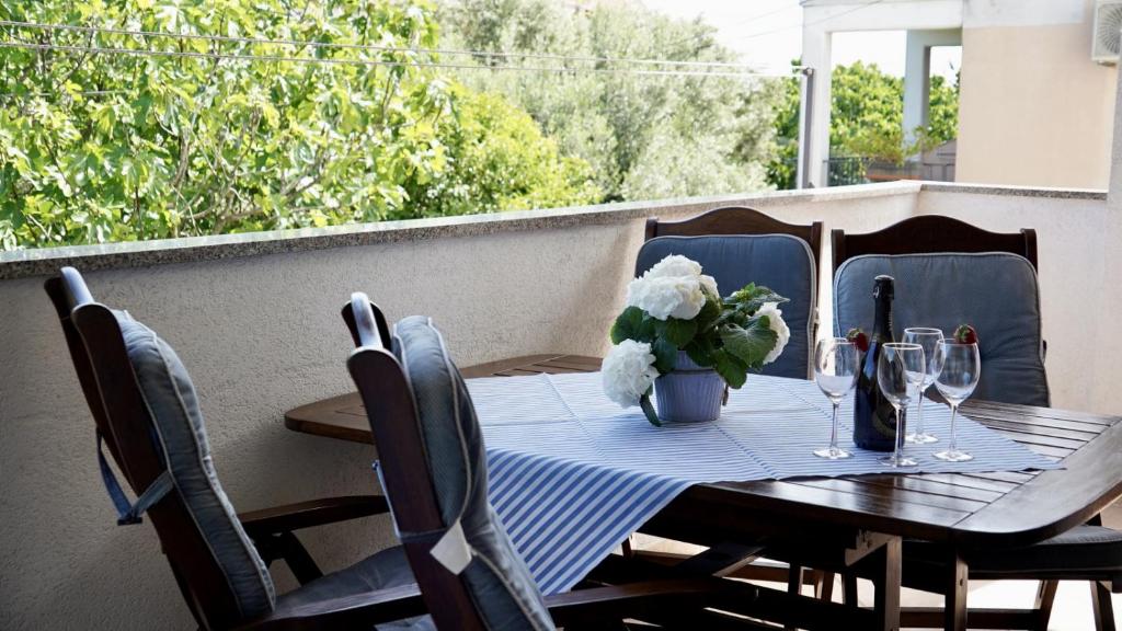 Apartment in Rovinj with Terrace, Air condition, WIFI, Washing machine 3652-4