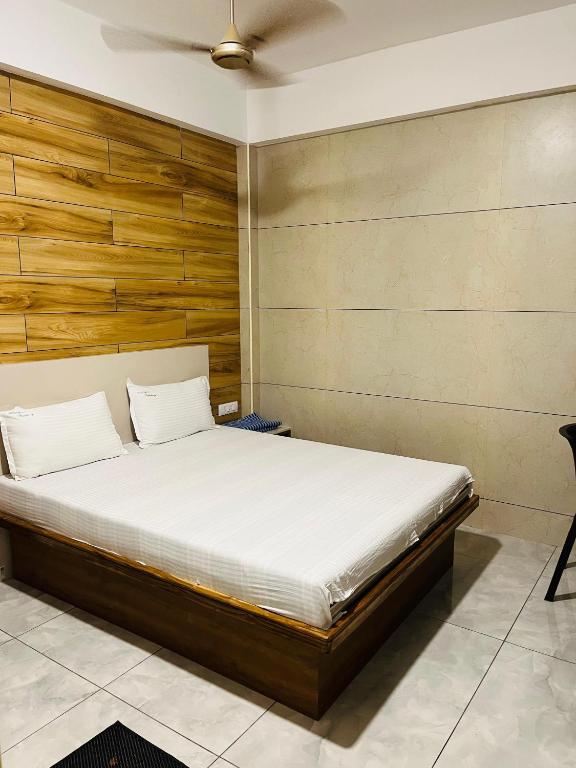 Woodland residency - Deluxe Double Room