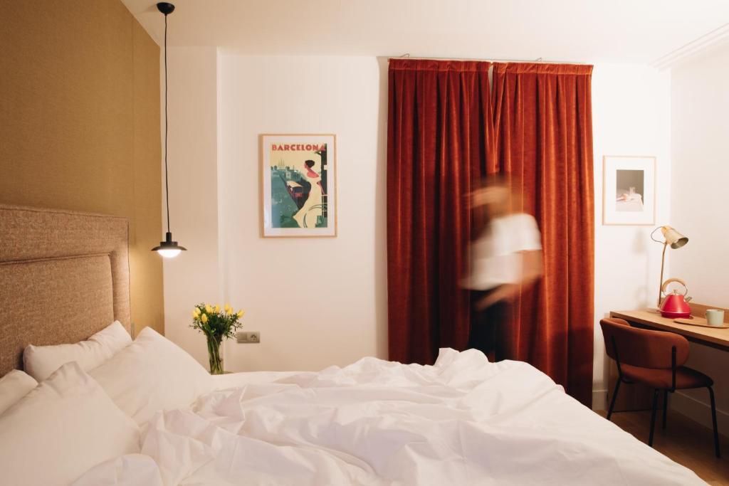 H La Paloma Boutique - Resim 12