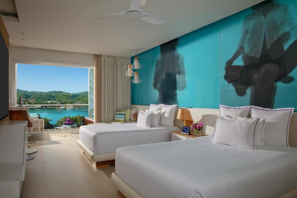 Postel nebo postele na pokoji v ubytování Breathless Montego Bay Adults Only - All Inclusive