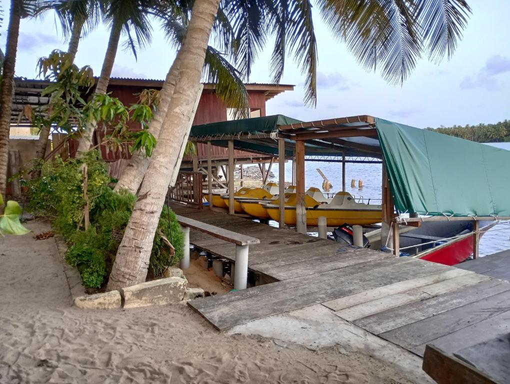 Φωτογραφία από το άλμπουμ του Chambres bord de lagune σε Assinie