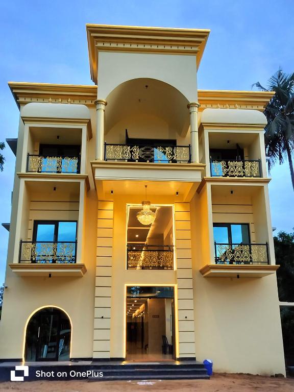 Balkón nebo terasa v ubytování Sudeeksha Residency, Luxury Hotel with affordable price