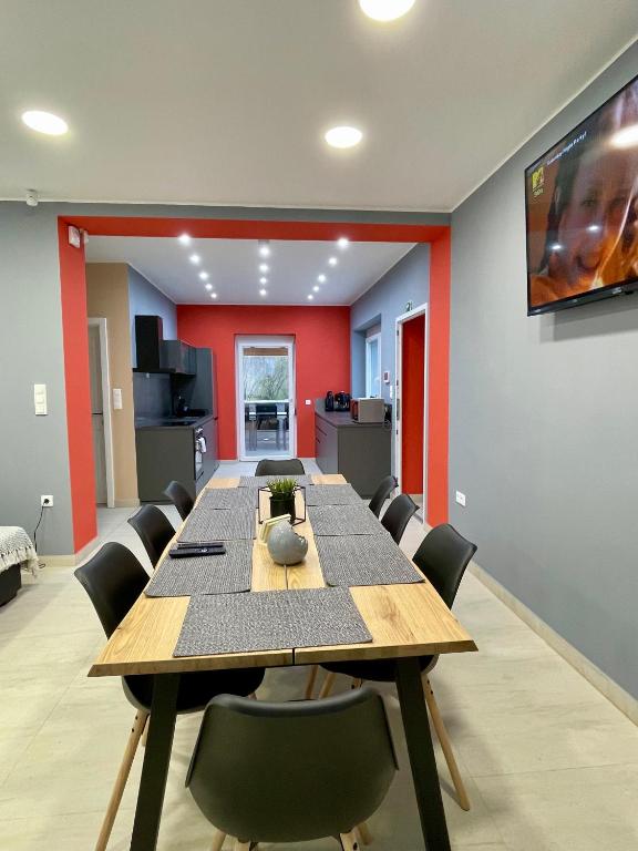 TV a/nebo společenská místnost v ubytování K71 Guest House