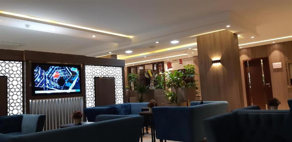 TV a/nebo společenská místnost v ubytování Mera Houses