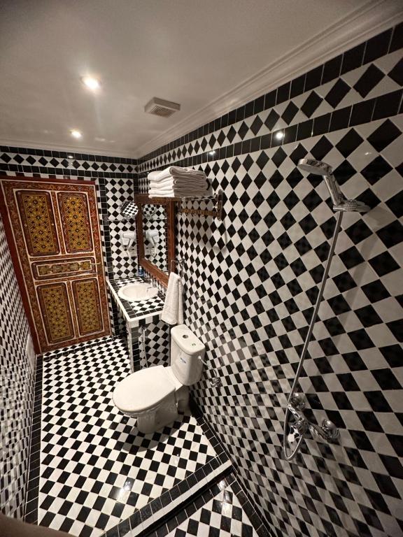 Koupelna v ubytování Riad Dar Tahri & SPA